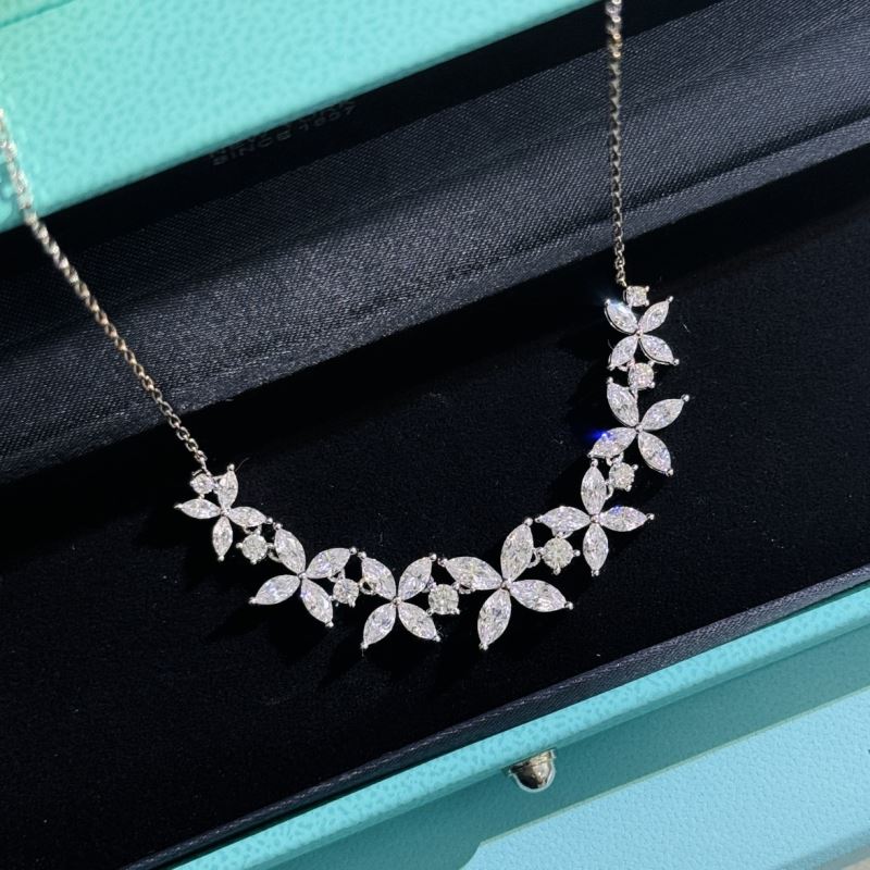 T*f*ny necklaces